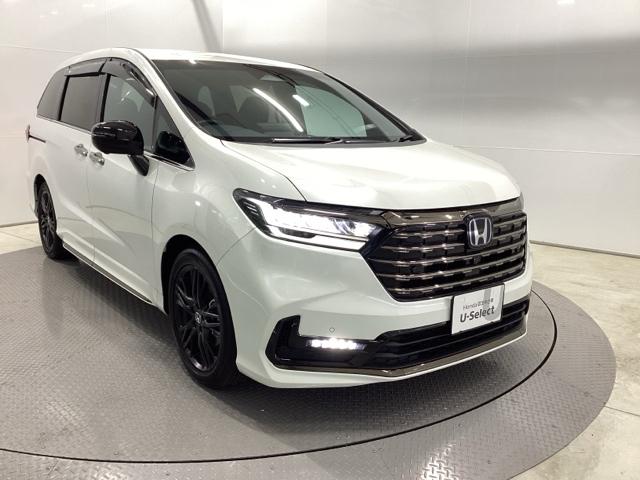 オデッセイハイブリッド ｅ：ＨＥＶアブソルート・ＥＸブラックエディション　ＨｏｎｄａＣＯＮＮＥＣＴ対応純正メモリーナビ　ハンズフリーパワーテールゲート　バックモニター　マルチビューモニター　ＶＳＡ　サイドエアバック　フルオートエアコン　フルセグテレビ　レーダーブレーキ（7枚目）