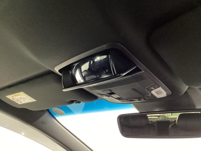 オデッセイハイブリッド ｅ：ＨＥＶアブソルート・ＥＸブラックエディション　ＨｏｎｄａＣＯＮＮＥＣＴ対応純正メモリーナビ　ハンズフリーパワーテールゲート　バックモニター　マルチビューモニター　ＶＳＡ　サイドエアバック　フルオートエアコン　フルセグテレビ　レーダーブレーキ（27枚目）