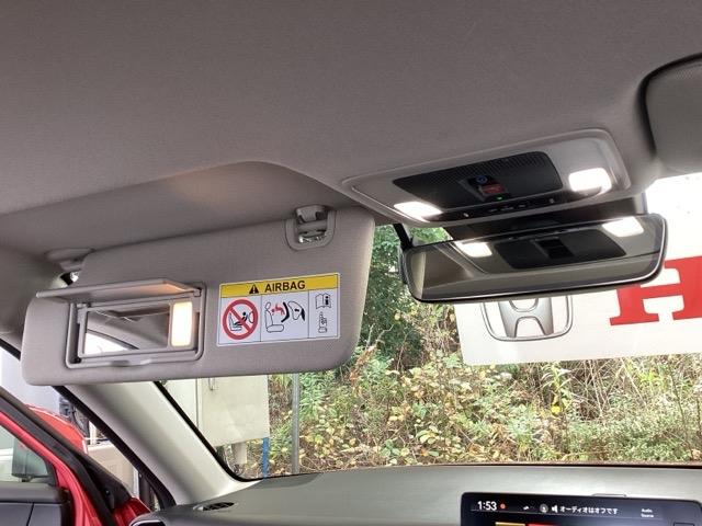 ヴェゼル ｅ：ＨＥＶＺ　純正メモリーナビ　ドラレコ　リアカメラ　衝突回避支援ブレーキ機能　スマキ　Ｐトランク　フルオートエアコン　Ｄレコ　エアバッグ　両席エアバック　Ｒカメ　記録簿付　パワーウィンドウ　ＬＥＤランプ　ソナー（48枚目）