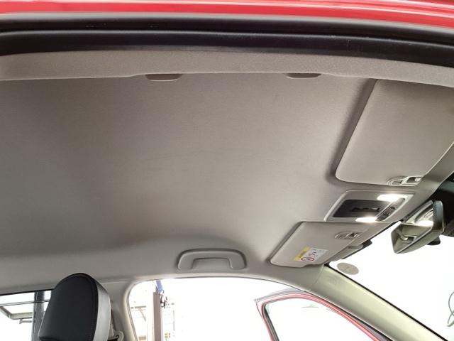 ヴェゼル ｅ：ＨＥＶＺ　純正メモリーナビ　ドラレコ　リアカメラ　衝突回避支援ブレーキ機能　スマキ　Ｐトランク　フルオートエアコン　Ｄレコ　エアバッグ　両席エアバック　Ｒカメ　記録簿付　パワーウィンドウ　ＬＥＤランプ　ソナー（56枚目）