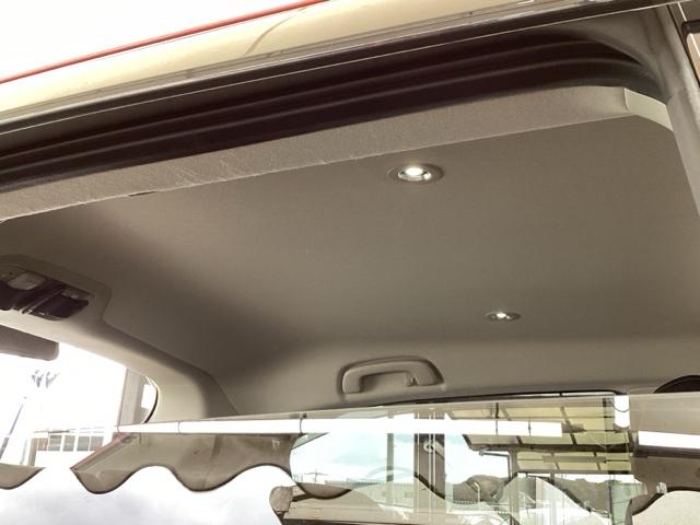 ヴェゼル ｅ：ＨＥＶＺ　純正メモリーナビ　ドラレコ　リアカメラ　衝突回避支援ブレーキ機能　スマキ　Ｐトランク　フルオートエアコン　Ｄレコ　エアバッグ　両席エアバック　Ｒカメ　記録簿付　パワーウィンドウ　ＬＥＤランプ　ソナー（57枚目）