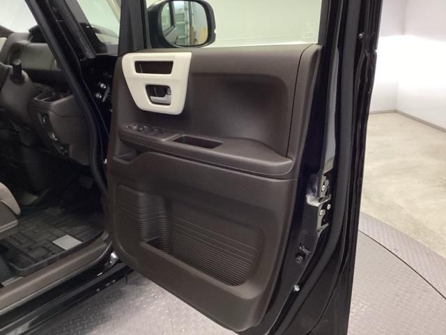 �J�������L�����߁A�ו����������Ԃł̏�������y�ɍs���܂��B�h�A�|�P�b�g���[���[�����Ă���܂��B