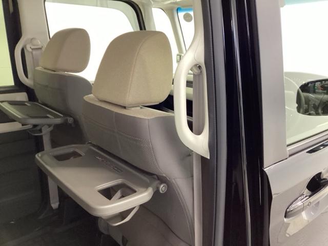 �㕔���Ȃɂ͏��~�肷��ۂ̕⏕�A���s���̗h���}���邽�߂̎肷����t���Ă���܂��B����҂⏬�������q�l�����邲�ƒ�ł͏d�󂳂�܂��B