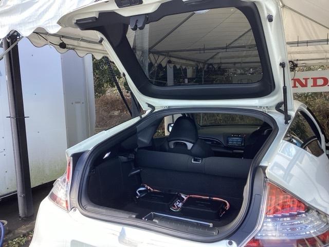 ����ȃe�[���Q�[�g�ł��B���L�A�Ⴂ���ʂő傫�ȉו��̏o�����ꂪ�ȒP�ɂȂ�܂��B