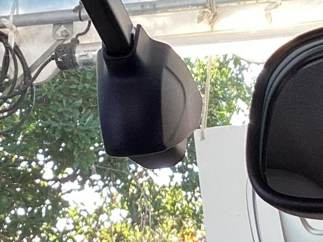 フィット ｅ：ＨＥＶホーム２０周年特別仕様車メゾン　純正メモリーナビ　ドラレコ　リアカメラ　誤発信抑制　Ｐセンサー　Ｒカメ　フルセグ　ＥＴＣ　ＡＢＳ　シートヒーター　オートクルーズコントロール　横滑り防止装置　サイドカーテンエアバック　ＬＥＤ　イモビ（52枚目）