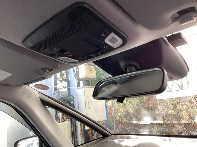 �g���������Z���V���O���ځI�~���g���[�_�[�ƒP��J�����ŁA�N���}�̑O���̏󋵂�F���B�u���[�L��X�e�A�����O�̐���Z�p�Ƌ������A���S�E���K�ȉ^�]�⎖�̉�����x�������i�̃V�X�e���ł��I