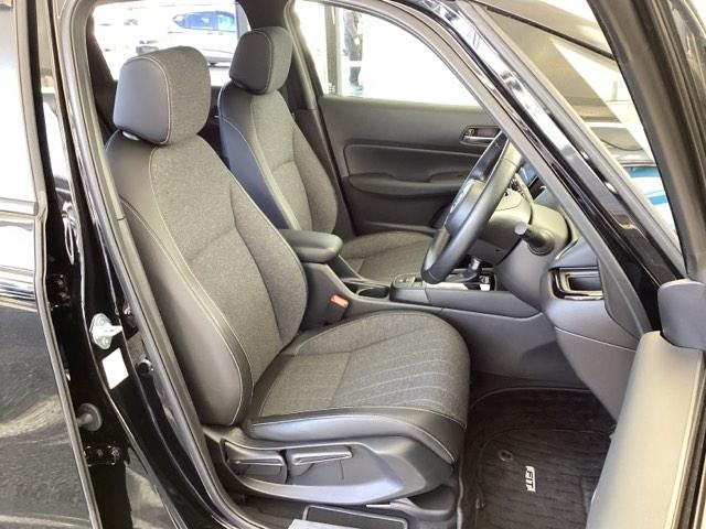 �t�����g�L�X�A�Z�p���[�g�V�[�g�̉^�]�Ȃ́A�n�C�g�A�W���X�^�[���t���Ă���̂ŁA���K�Ƀh���C�u���ł��܂��B�n���h���̓e���X�R�s�b�N�@�\�ŁA�n���h���ʒu����E���E��O�E���ɒ��߂ł��܂��B