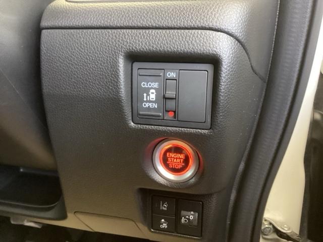 N-BOXカスタム L 純正ナビ フルセグ リアカメラ 両席エアバック Bモニタ ブレーキサポート セキュリティー LEDランプ キーレスエントリー SRS 横滑り防止機能 片側電動両側スライドドア DVD再生機能 PW(16枚目)