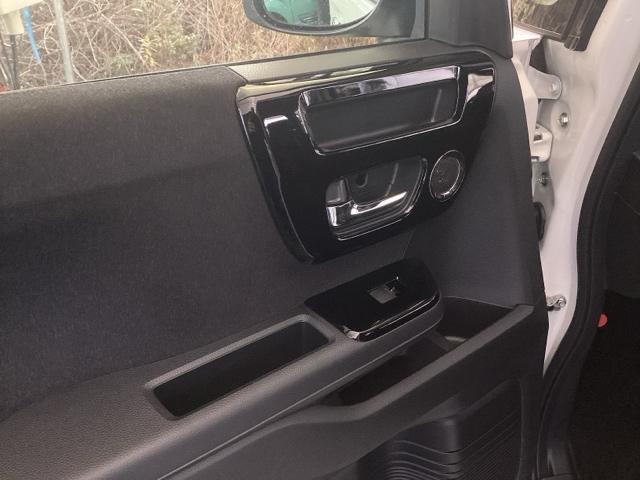 N-BOXカスタム L 純正ナビ フルセグ リアカメラ 両席エアバック Bモニタ ブレーキサポート セキュリティー LEDランプ キーレスエントリー SRS 横滑り防止機能 片側電動両側スライドドア DVD再生機能 PW(37枚目)