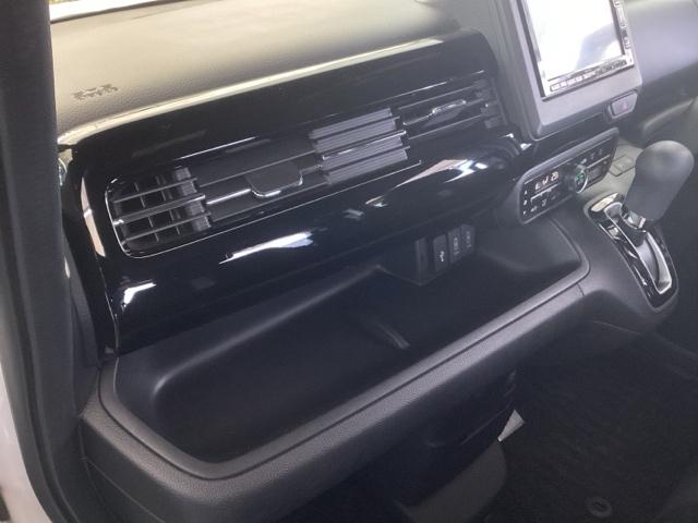 N-BOXカスタム L 純正ナビ フルセグ リアカメラ 両席エアバック Bモニタ ブレーキサポート セキュリティー LEDランプ キーレスエントリー SRS 横滑り防止機能 片側電動両側スライドドア DVD再生機能 PW(41枚目)