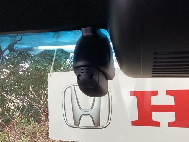 Ｎ－ＢＯＸカスタム Ｌ　純正メモリーナビ　ドラレコ　リアカメラ　両席エアバック　Ｂモニタ　ブレーキサポート　セキュリティー　ＬＥＤランプ　キーレスエントリー　記録簿　ＳＲＳ　横滑り防止機能　片側電動両側スライドドア　ＰＷ（49枚目）