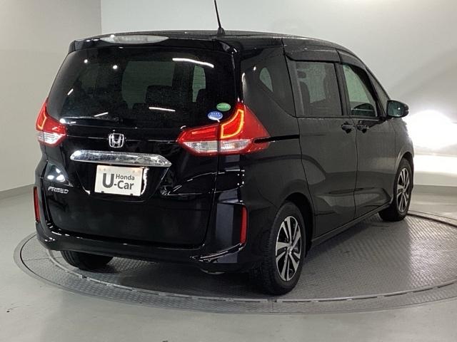 フリード Ｇ・ホンダセンシング　純正メモリーナビ　両側電動スライドドア　スマートキーＰスタート　盗難防止システム　横滑防止装置　ＬＥＤランプ　ナビＴＶ　記録簿　リアカメ　クルコン　パワーウインド　ウォークスルー　ＤＶＤ再生機能（8枚目）
