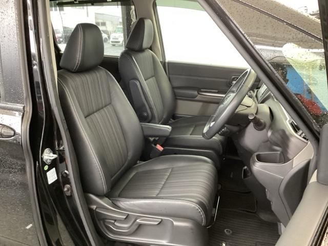 フリード Ｇ・ホンダセンシング　純正メモリーナビ　両側電動スライドドア　スマートキーＰスタート　盗難防止システム　横滑防止装置　ＬＥＤランプ　ナビＴＶ　記録簿　リアカメ　クルコン　パワーウインド　ウォークスルー　ＤＶＤ再生機能（16枚目）