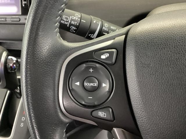 フリード Ｇ・ホンダセンシング　純正メモリーナビ　両側電動スライドドア　スマートキーＰスタート　盗難防止システム　横滑防止装置　ＬＥＤランプ　ナビＴＶ　記録簿　リアカメ　クルコン　パワーウインド　ウォークスルー　ＤＶＤ再生機能（42枚目）