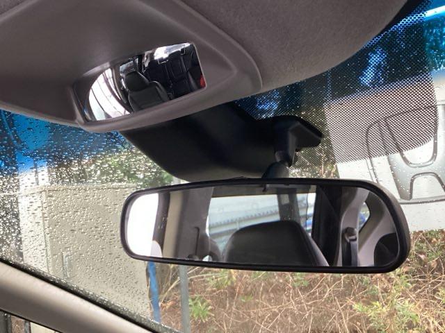 フリード Ｇ・ホンダセンシング　純正メモリーナビ　両側電動スライドドア　スマートキーＰスタート　盗難防止システム　横滑防止装置　ＬＥＤランプ　ナビＴＶ　記録簿　リアカメ　クルコン　パワーウインド　ウォークスルー　ＤＶＤ再生機能（49枚目）