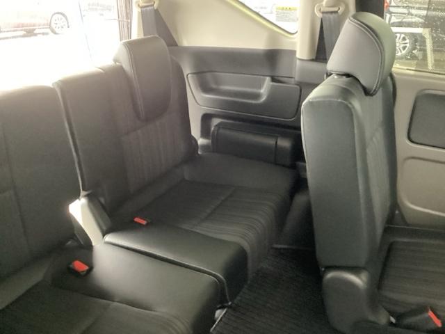 フリード Ｇ・ホンダセンシング　純正メモリーナビ　両側電動スライドドア　スマートキーＰスタート　盗難防止システム　横滑防止装置　ＬＥＤランプ　ナビＴＶ　記録簿　リアカメ　クルコン　パワーウインド　ウォークスルー　ＤＶＤ再生機能（61枚目）