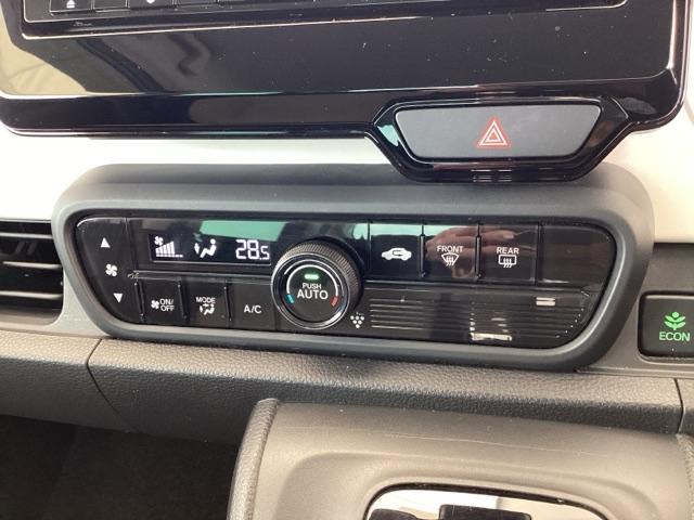 �I�[�g�G�A�R���ŁA�����̃h���C�u�����K�ɁB���x�A���ʂ������Œ������A���z�I�Ȏԓ�����񋟂��܂��B