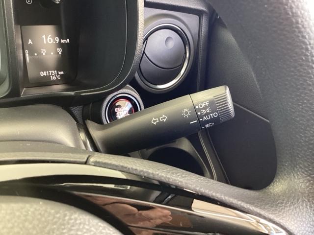 �y�I�[�g���C�g�i�`�t�s�n�j�z�O�̖��邳���V�X�e�������m���āA�����Ńw�b�h���C�g���_�����܂��I�w�b�h���C�g�����Y���h���֗��@�\�ł�