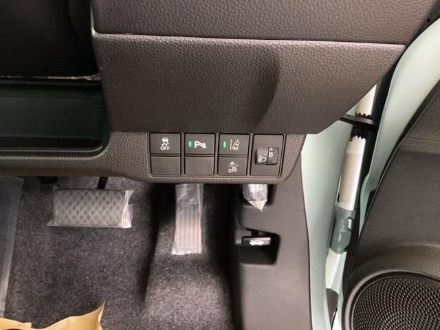 �y�p�[�L���O�Z���T�[�z���Ԃ�o�Ɏ��ɃN���}�̑O��̏�Q�����m���A���ƃf�B�X�v���C�ł��m�点���܂��B