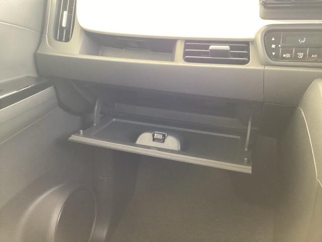 �y�O���[�{�b�N�X�z����Ȃ̑O�ɂ���O���[�{�b�N�X�ł��B�����̎��[�ɕ֗��ł��B