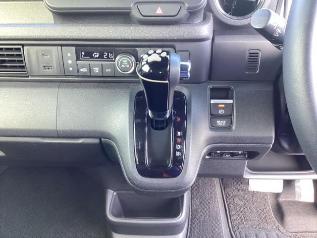 Ｎ－ＢＯＸカスタム ターボ　純正ディスプレイオーディオ　リアカメラ（13枚目）