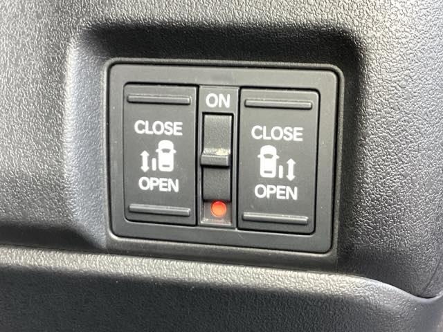 Ｎ－ＢＯＸカスタム ターボ　純正ディスプレイオーディオ　リアカメラ（42枚目）