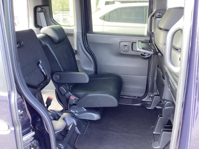 Ｎ－ＢＯＸカスタム ターボ　純正ディスプレイオーディオ　リアカメラ（60枚目）