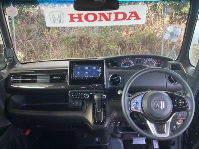 N-BOXカスタム G・Lホンダセンシング 純正ナビ フルセグ リアカメラ ベンチ 助手席エアバック エアB バックアイカメラ キーフリーシステム スマートキーPスタート クルーズコントロール 盗難防止システム ESC DVD Aライト PW(3枚目)