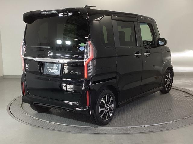 N-BOXカスタム G・Lホンダセンシング 純正ナビ フルセグ リアカメラ ベンチ 助手席エアバック エアB バックアイカメラ キーフリーシステム スマートキーPスタート クルーズコントロール 盗難防止システム ESC DVD Aライト PW(8枚目)