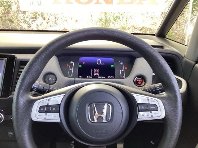 フィット e:HEVクロスター ドラレコ ナビ Rカメラ ブルートゥース インテリキー キーフリー LEDヘットライト イモビライザー サイドカーテンエアバック Cソナー クルコン パワーウインドウ エアコン USB 記録簿 ABS(20枚目)