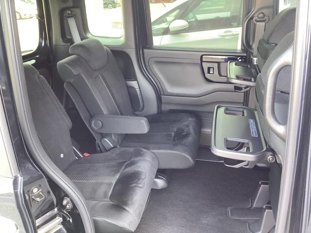 Ｎ－ＢＯＸカスタム Ｌ　純正メモリーナビ　シートヒーター　助手席エアバック　Ｂカメ　メンテナンスノート　ＬＥＤ　エアバッグ　パワーウインドウ　Ａライト　クルコン　エアコン　スマートキーＰスタート　ＵＳＢ　キーレスエントリー（17枚目）