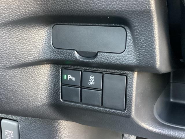 Ｎ－ＢＯＸカスタム Ｌ　純正メモリーナビ　シートヒーター　助手席エアバック　Ｂカメ　メンテナンスノート　ＬＥＤ　エアバッグ　パワーウインドウ　Ａライト　クルコン　エアコン　スマートキーＰスタート　ＵＳＢ　キーレスエントリー（44枚目）