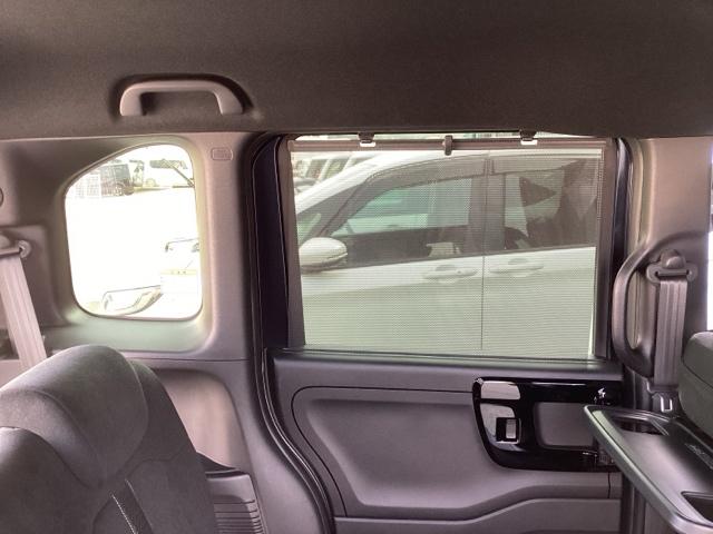 Ｎ－ＢＯＸカスタム Ｌ　純正メモリーナビ　シートヒーター　助手席エアバック　Ｂカメ　メンテナンスノート　ＬＥＤ　エアバッグ　パワーウインドウ　Ａライト　クルコン　エアコン　スマートキーＰスタート　ＵＳＢ　キーレスエントリー（57枚目）