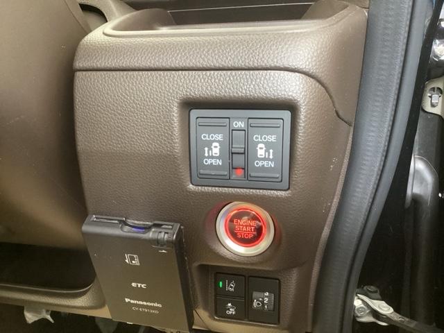 Ｎ－ＢＯＸ Ｌ　純正ナビ　フルセグ　リアカメラ　Ｗ電動スライド　バックセンサー　Ｗエアバッグ　前席シートヒーター　ＵＳＢ接続　ＬＥＤ　リモコンキー　Ｂカメラ　カーテンエアバック　ＥＴＣ　イモビ　ＶＳＡ　ＰＳ　ＰＷ（16枚目）