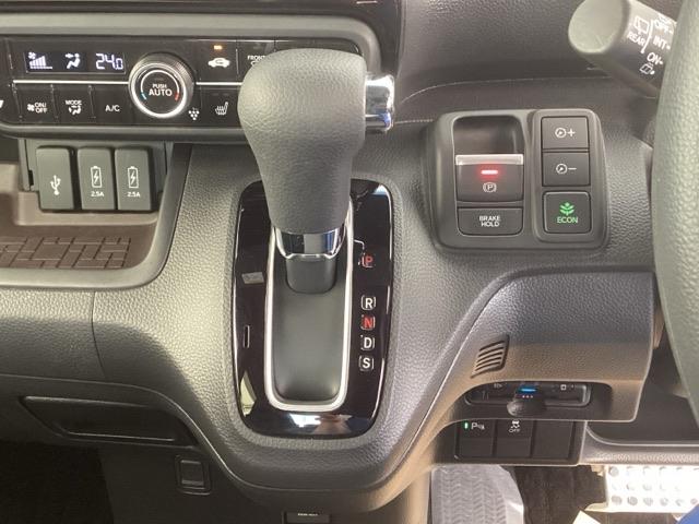 N-BOXカスタム L 純正ナビ フルセグ 両側電動スライドドア シートヒーター付き 助手席エアバック Bカメ ナビ・TV LED エアバッグ パワーウインドウ クルコン エアコン スマートキーPスタート USB VSA(14枚目)