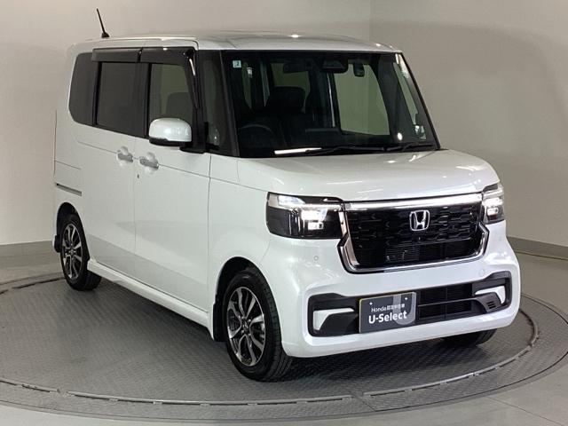 N-BOXカスタム ベースグレード 純正メモリーナビ ドラレコ リアカメラ ベンチシ-ト アクティブクルーズ フルセグ対応 前席シートヒーター イモビライザー USB 運転席エアバッグ スマートキー&プッシュスタート LEDヘッド(7枚目)