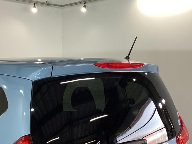 フリード G・ホンダセンシング 純正メモリーナビ ドラレコ リアカメラ W電動ドア キーフリ スマートキーシステム カーテンエアバッグ イモビ USBポート カラーバックモニター 横滑防止装置 LEDランプ 整備点検記録簿 エアコン(28枚目)