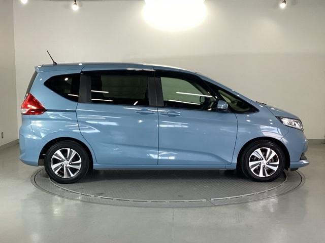 フリード G・ホンダセンシング 純正メモリーナビ ドラレコ リアカメラ W電動ドア キーフリ スマートキーシステム カーテンエアバッグ イモビ USBポート カラーバックモニター 横滑防止装置 LEDランプ 整備点検記録簿 エアコン(31枚目)