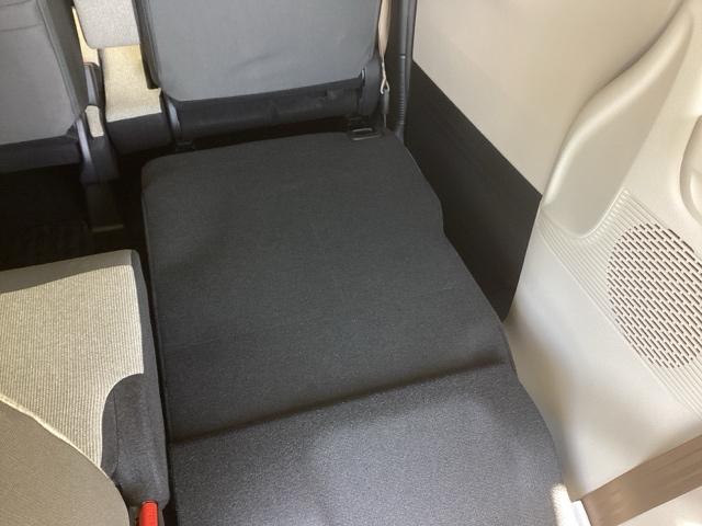 Ｎ－ＢＯＸ ベースグレード　純正ナビ　フルセグ　リアカメラ　ＥＣＯＮ　ＬＥＤヘットライト　ブレーキサポート　キーフリーシステム　盗難防止装置　パワーウインドー　ナビＴＶ　スマートキーシステム　サイドエアバック　パワーステアリング（22枚目）