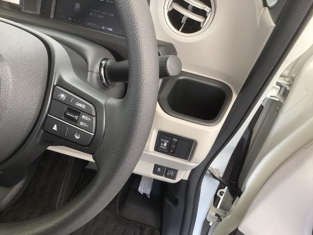 Ｎ－ＢＯＸ ベースグレード　純正ナビ　フルセグ　リアカメラ　ＥＣＯＮ　ＬＥＤヘットライト　ブレーキサポート　キーフリーシステム　盗難防止装置　パワーウインドー　ナビＴＶ　スマートキーシステム　サイドエアバック　パワーステアリング（45枚目）