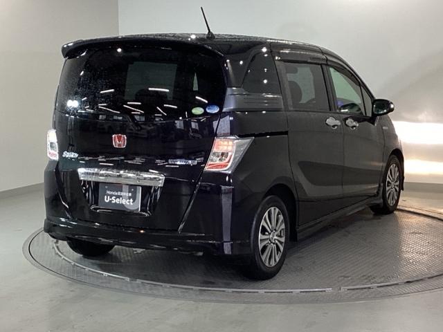 �{�f�B�J���[�́A���ɋP���u���b�N�p�[���̃v���~�A���u���L�b�V���p�[���ł��B