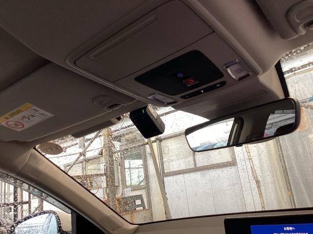 �g���������Z���V���O���ځI�~���g���[�_�[�ƒP��J�����ŁA�N���}�̑O���̏󋵂�F���B�u���[�L��X�e�A�����O�̐���Z�p�Ƌ������A���S�E���K�ȉ^�]�⎖�̉�����x�������i�̃V�X�e���ł��I