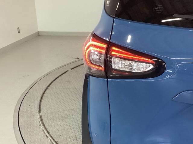 シエンタ ハイブリッドファンベースGグランパー ナビ 全周囲カメラ 5人乗り シートヒーター フルセグTV 両側自動ドア 衝突軽減 クリアランスソナー クルーズコントロール スマートキー 横滑り防止装置 アイドリングストップ オートエアコン ETC(35枚目)