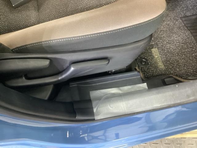 シエンタ ハイブリッドファンベースGグランパー ナビ 全周囲カメラ 5人乗り シートヒーター フルセグTV 両側自動ドア 衝突軽減 クリアランスソナー クルーズコントロール スマートキー 横滑り防止装置 アイドリングストップ オートエアコン ETC(49枚目)