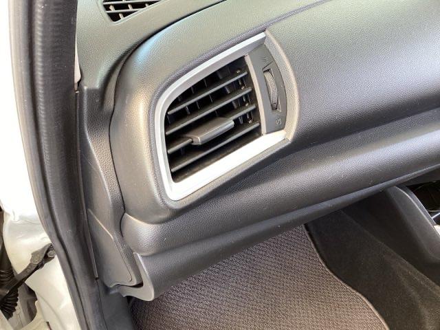 フィット １３Ｇ・Ｆパッケージ　ナビ　スマートキー　ＥＴＣ　アイドリングストッ　運転席助手席エアバック　横滑り防止システム　イモビ　フルオートエアコン　１セグ　エアバック　キ－フリ－　ＰＳ　パワーウィンドウ　ＡＢＳ（38枚目）