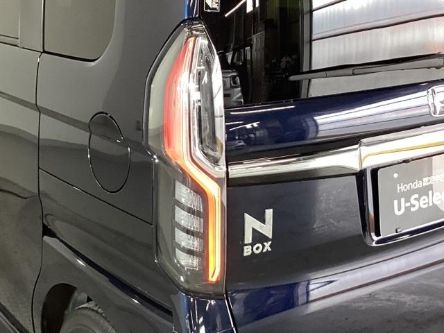 Ｎ－ＢＯＸカスタム Ｌ　純正メモリーナビ　シートヒーター　ＥＴＣ　スマートキーシステム　追従型クルコン　Ｂｌｕｅｔｏｏｔｈ音楽　電動格納式ドアミラー　ＬＫＡＳ　リヤカメラ　サイドカーテンエアバック　ナビ＆ＴＶ　ＵＳＢポート（27枚目）