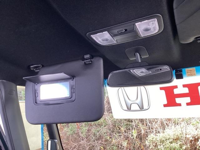 Ｎ－ＢＯＸカスタム Ｌ　純正メモリーナビ　シートヒーター　ＥＴＣ　スマートキーシステム　追従型クルコン　Ｂｌｕｅｔｏｏｔｈ音楽　電動格納式ドアミラー　ＬＫＡＳ　リヤカメラ　サイドカーテンエアバック　ナビ＆ＴＶ　ＵＳＢポート（44枚目）