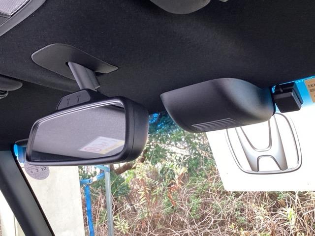 Ｎ－ＢＯＸカスタム Ｌ　純正メモリーナビ　シートヒーター　ＥＴＣ　スマートキーシステム　追従型クルコン　Ｂｌｕｅｔｏｏｔｈ音楽　電動格納式ドアミラー　ＬＫＡＳ　リヤカメラ　サイドカーテンエアバック　ナビ＆ＴＶ　ＵＳＢポート（46枚目）