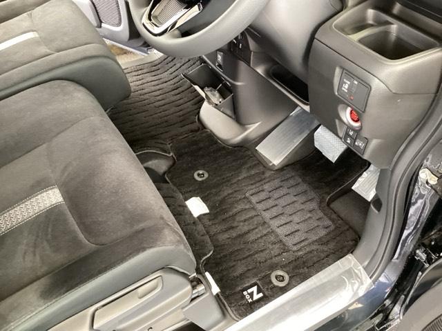 Ｎ－ＢＯＸカスタム Ｌ　純正メモリーナビ　シートヒーター　ＥＴＣ　スマートキーシステム　追従型クルコン　Ｂｌｕｅｔｏｏｔｈ音楽　電動格納式ドアミラー　ＬＫＡＳ　リヤカメラ　サイドカーテンエアバック　ナビ＆ＴＶ　ＵＳＢポート（50枚目）