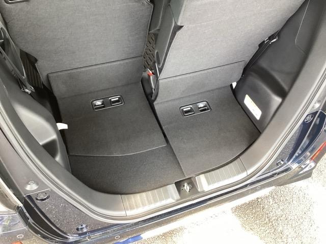 Ｎ－ＢＯＸカスタム Ｌ　純正メモリーナビ　シートヒーター　ＥＴＣ　スマートキーシステム　追従型クルコン　Ｂｌｕｅｔｏｏｔｈ音楽　電動格納式ドアミラー　ＬＫＡＳ　リヤカメラ　サイドカーテンエアバック　ナビ＆ＴＶ　ＵＳＢポート（63枚目）